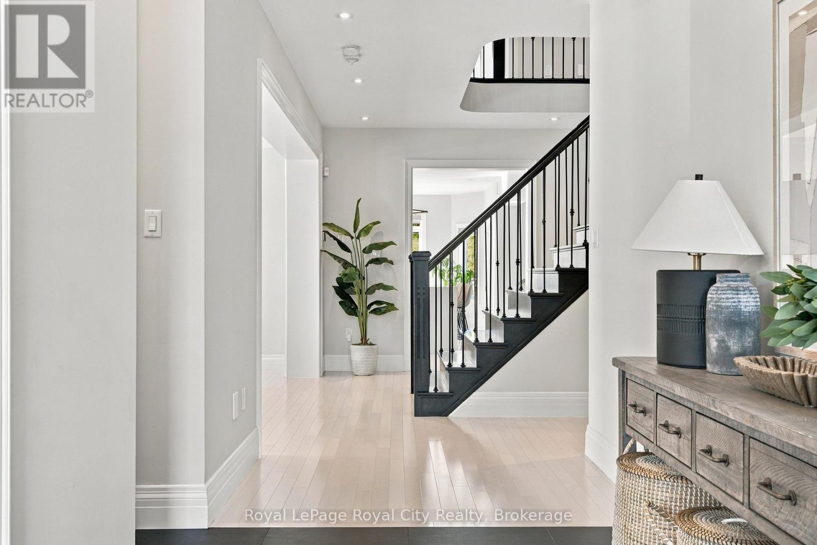 96 Mccann Street, Guelph, Ontario N1G 0B9 - Photo 5 - X14030596