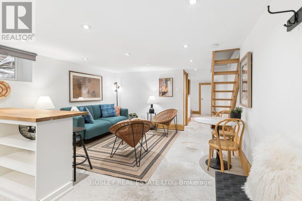 206 Ashworth Avenue, Toronto, Ontario  M6G 2A7 - Photo 24 - C14030678