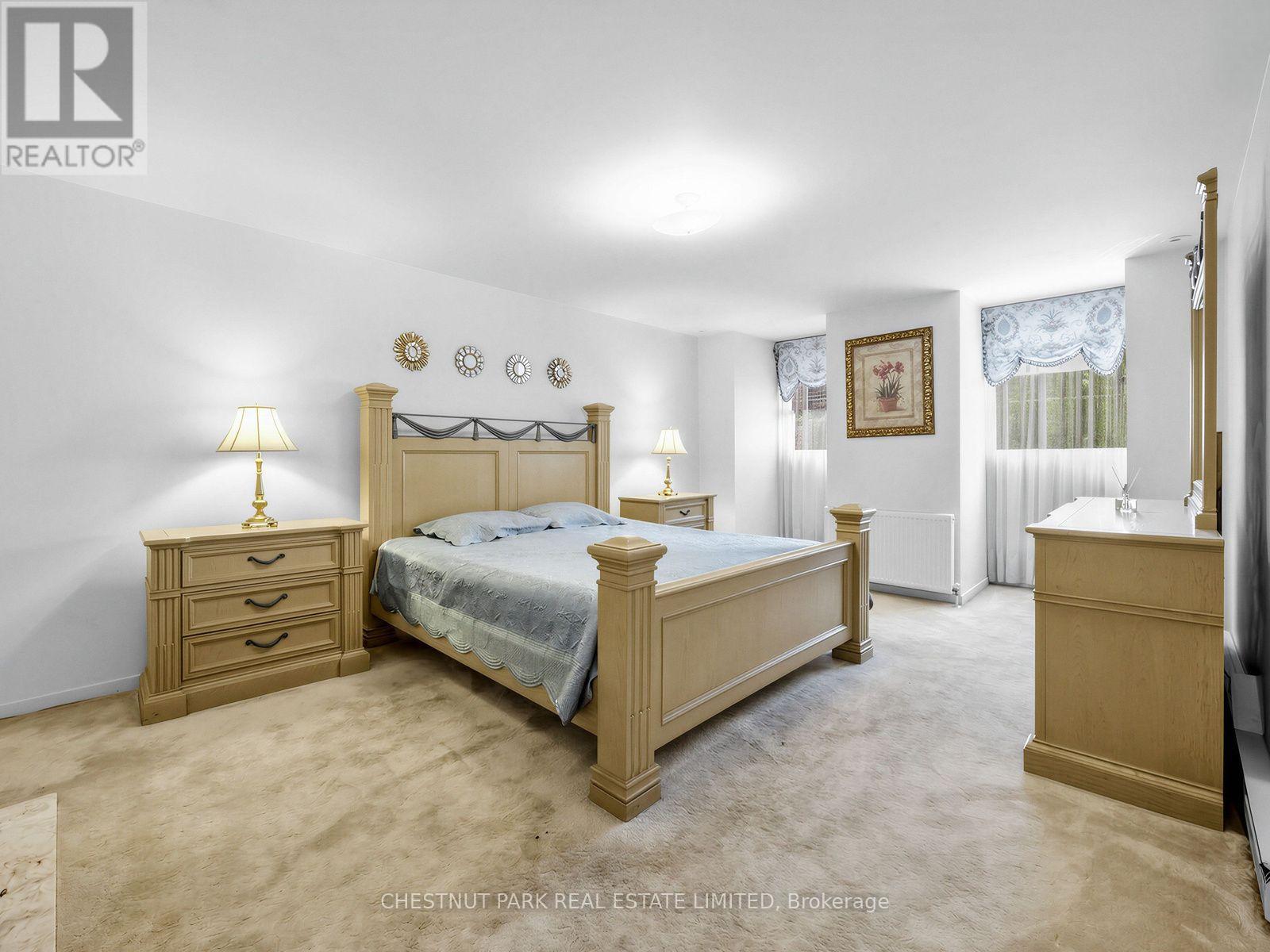 59 Chipstead Road, Toronto, Ontario  M3B 3E8 - Photo 29 - C14030702