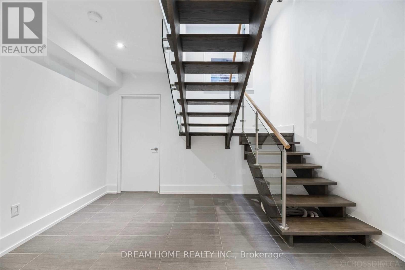 21 Valliere Place, Toronto, Ontario  M2K 0C9 - Photo 27 - C14030770