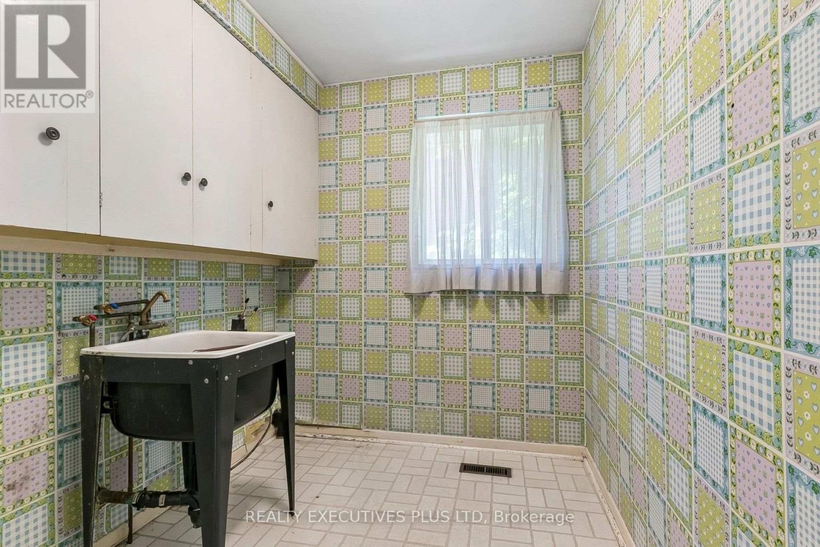 12 Mandel Crescent, Toronto, Ontario  M2H 1B9 - Photo 16 - C14030824
