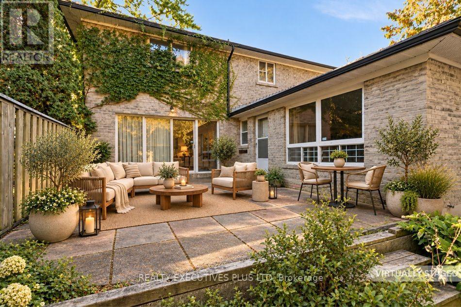 12 Mandel Crescent, Toronto, Ontario  M2H 1B9 - Photo 34 - C14030824