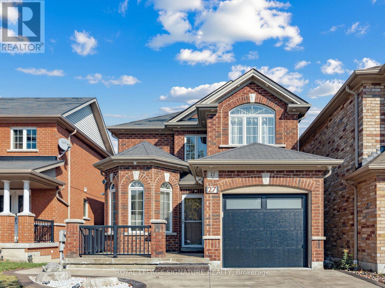27 Shapland Crescent, Ajax, Ontario  L1Z 0K2 - Photo 1 - E14030514