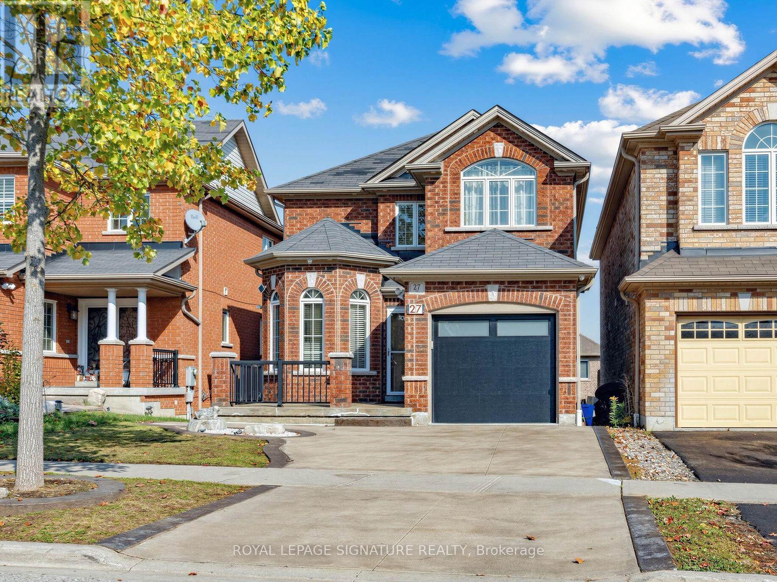 27 Shapland Crescent, Ajax, Ontario  L1Z 0K2 - Photo 2 - E14030514