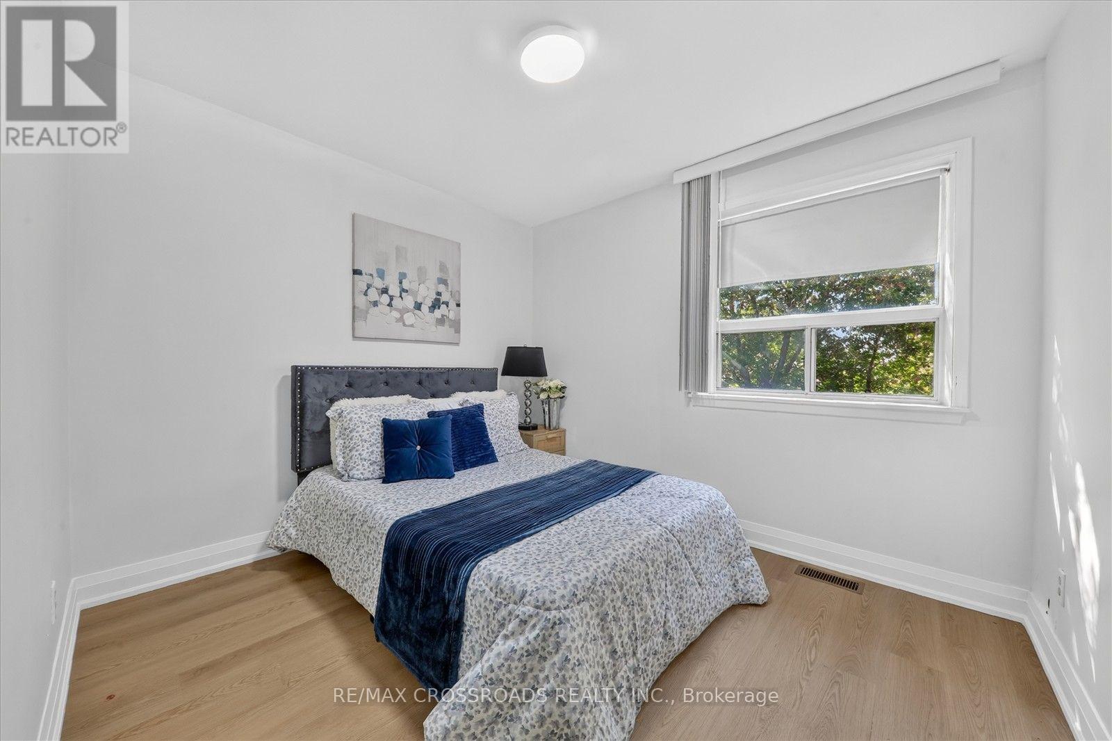 210 Linden Avenue, Toronto, Ontario  M1K 3H8 - Photo 16 - E14030522