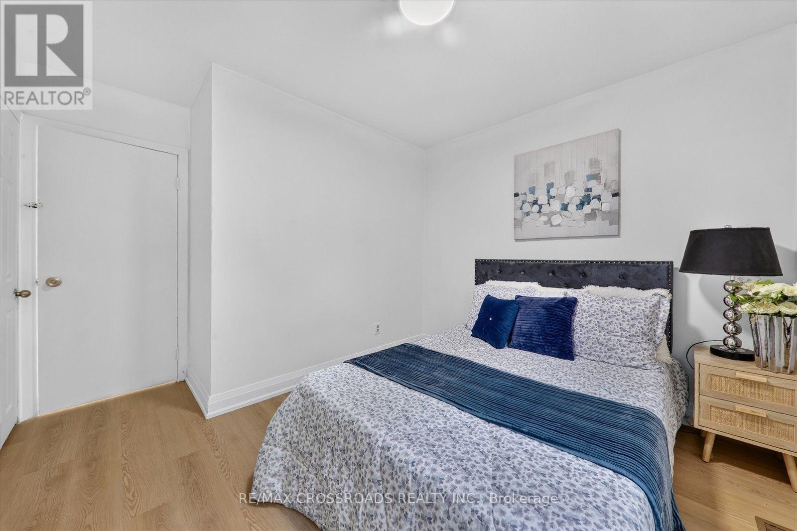 210 Linden Avenue, Toronto, Ontario  M1K 3H8 - Photo 17 - E14030522