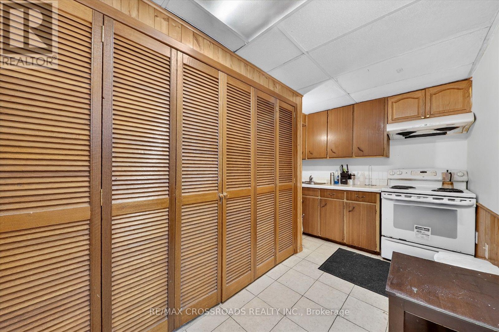210 Linden Avenue, Toronto, Ontario  M1K 3H8 - Photo 24 - E14030522