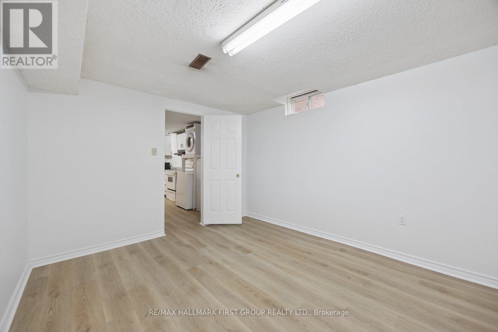 1870 Larksmere Court, Pickering, Ontario  L1V 6E3 - Photo 35 - E14030622