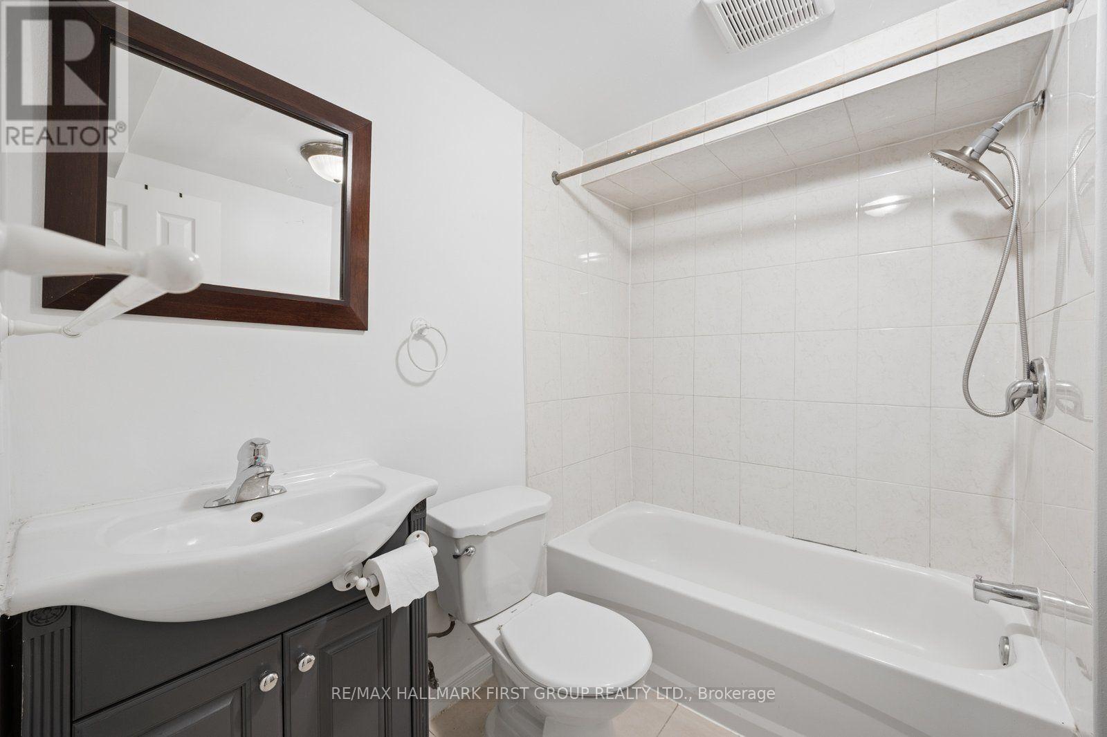 1870 Larksmere Court, Pickering, Ontario  L1V 6E3 - Photo 37 - E14030622