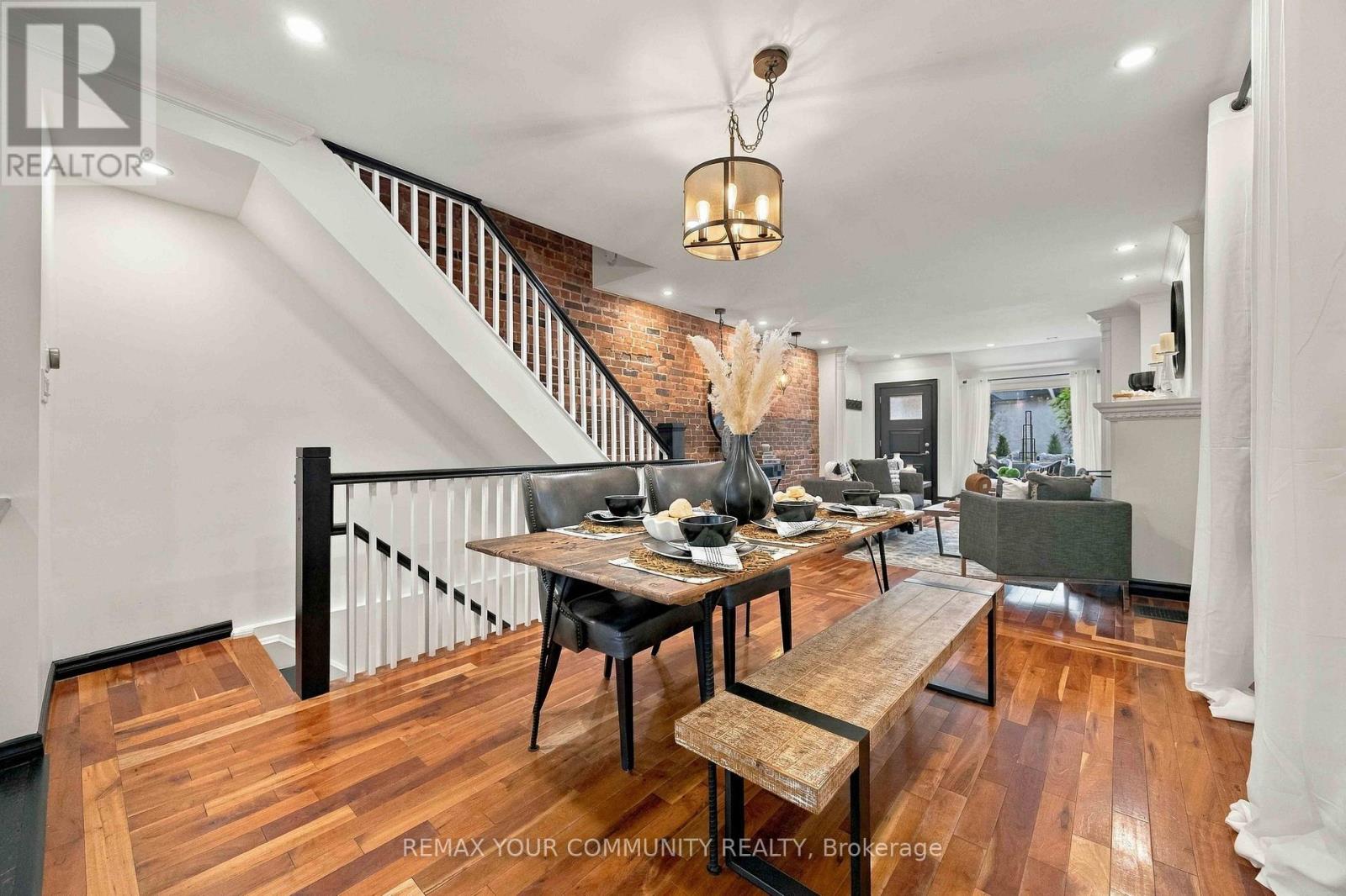 263 Waverley Road, Toronto, Ontario  M4L 3T5 - Photo 11 - E14030680