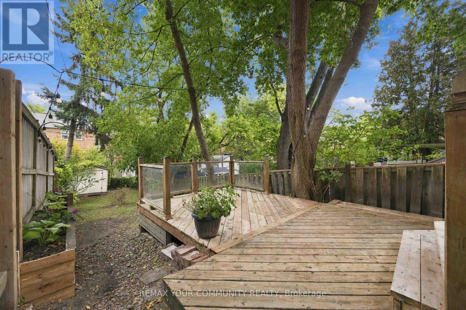 263 Waverley Road, Toronto, Ontario  M4L 3T5 - Photo 30 - E14030680