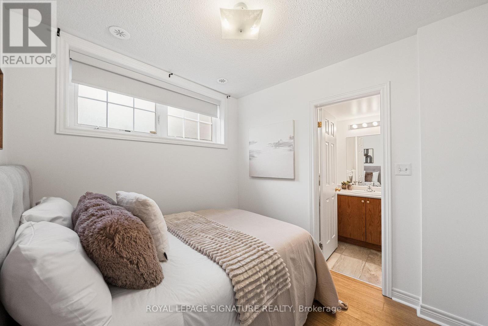 34 Carnahan Terrace, Toronto, Ontario  M4E 0B2 - Photo 16 - E14030830