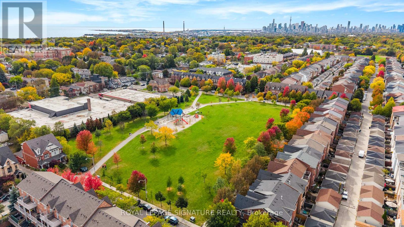 34 Carnahan Terrace, Toronto, Ontario  M4E 0B2 - Photo 27 - E14030830