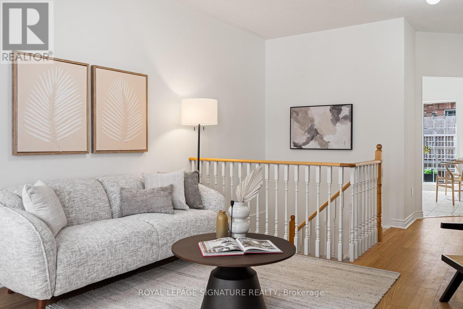 34 Carnahan Terrace, Toronto, Ontario  M4E 0B2 - Photo 6 - E14030830
