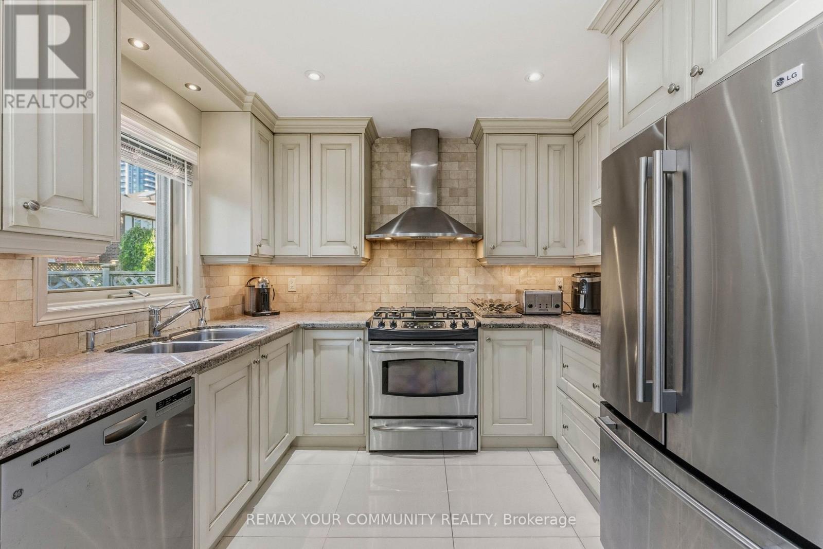 171 Rosedale Heights Drive, Vaughan (Uplands), Ontario  L4J 4W1 - Photo 16 - N14030576