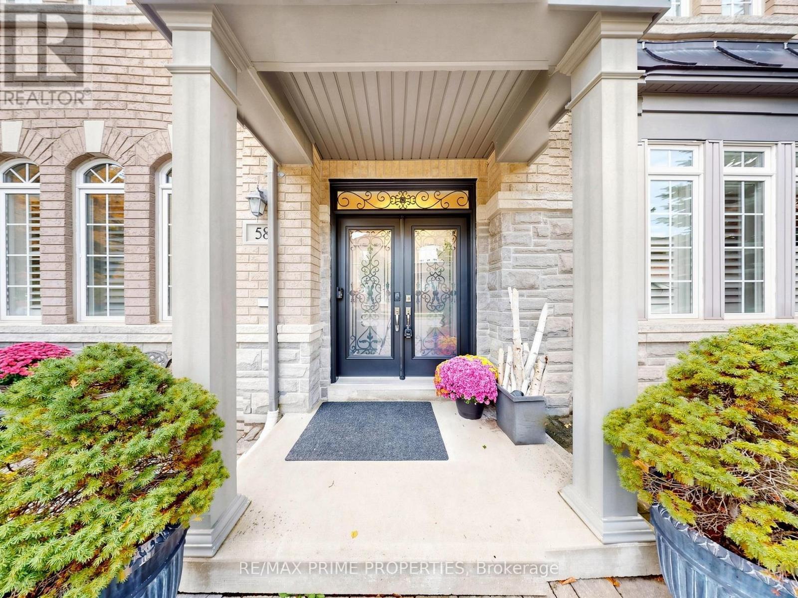 58 Autumn Glow Drive, Markham, Ontario  L6B 0P6 - Photo 2 - N14030728