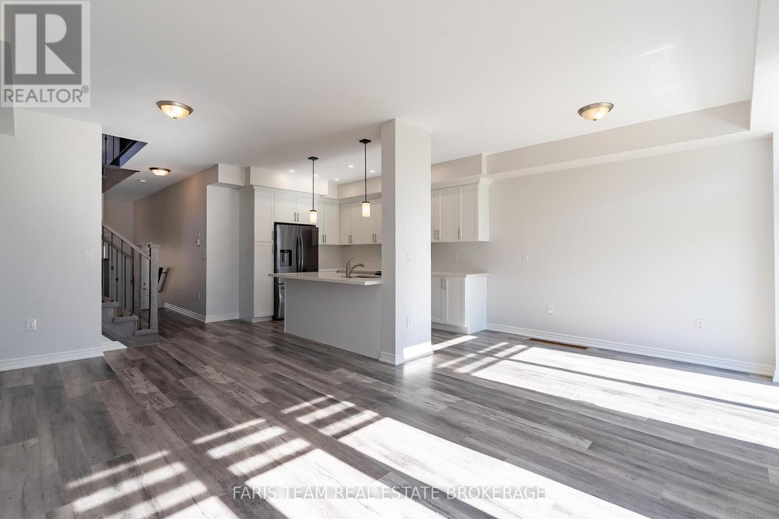 11 Churchlea Mews, Orillia, Ontario  L3V 8K9 - Photo 10 - S14030582
