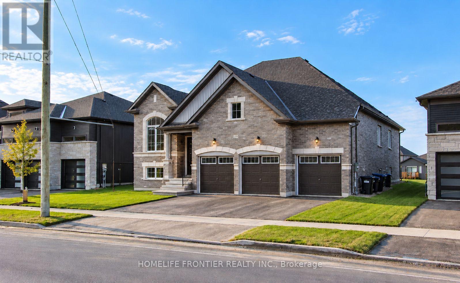 364 Ramblewood Drive, Wasaga Beach, Ontario  L9Z 0L5 - Photo 1 - S14030686