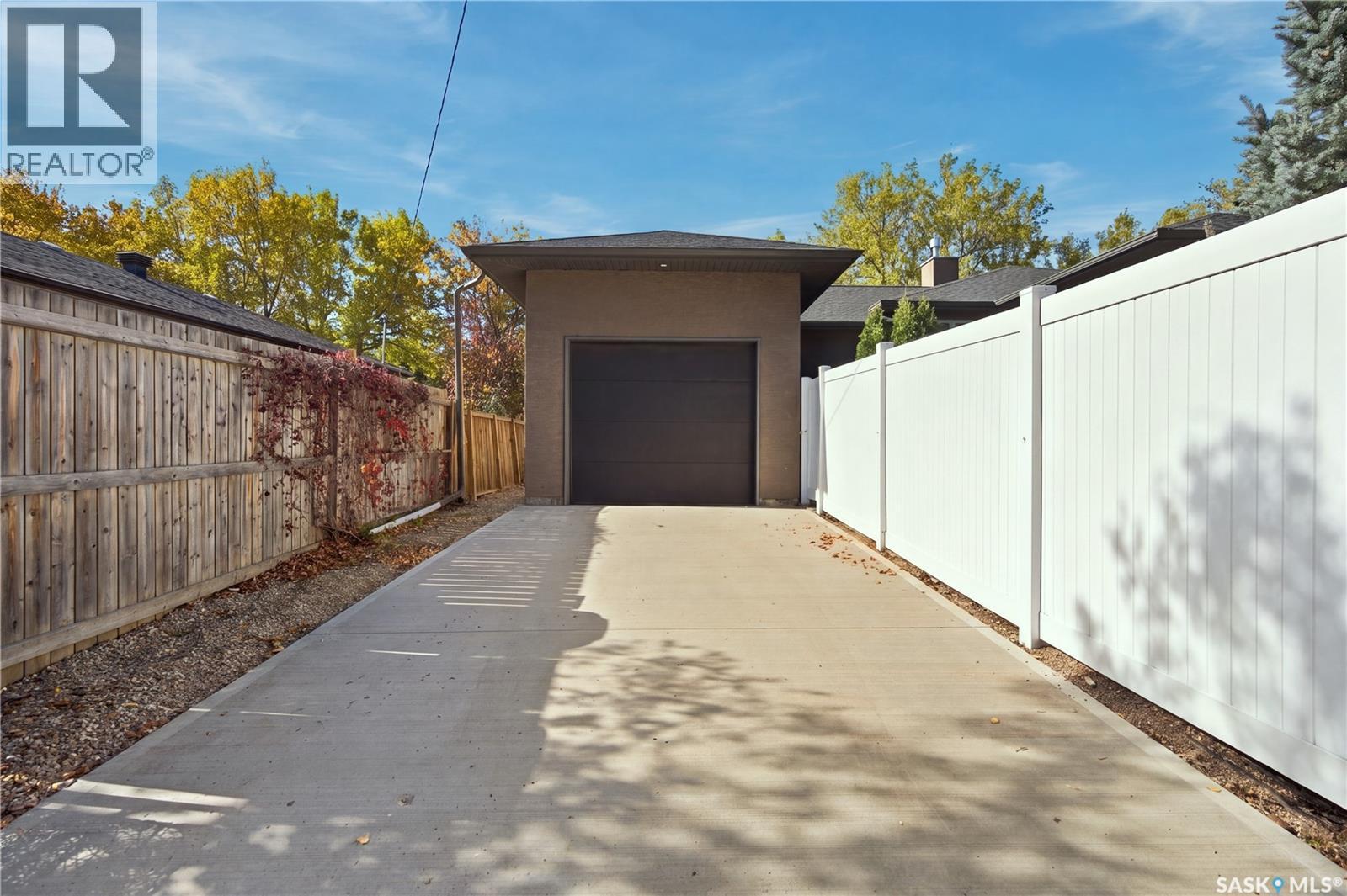 3465 Angus Street, Regina, Saskatchewan  S4S 1R1 - Photo 47 - SK050982