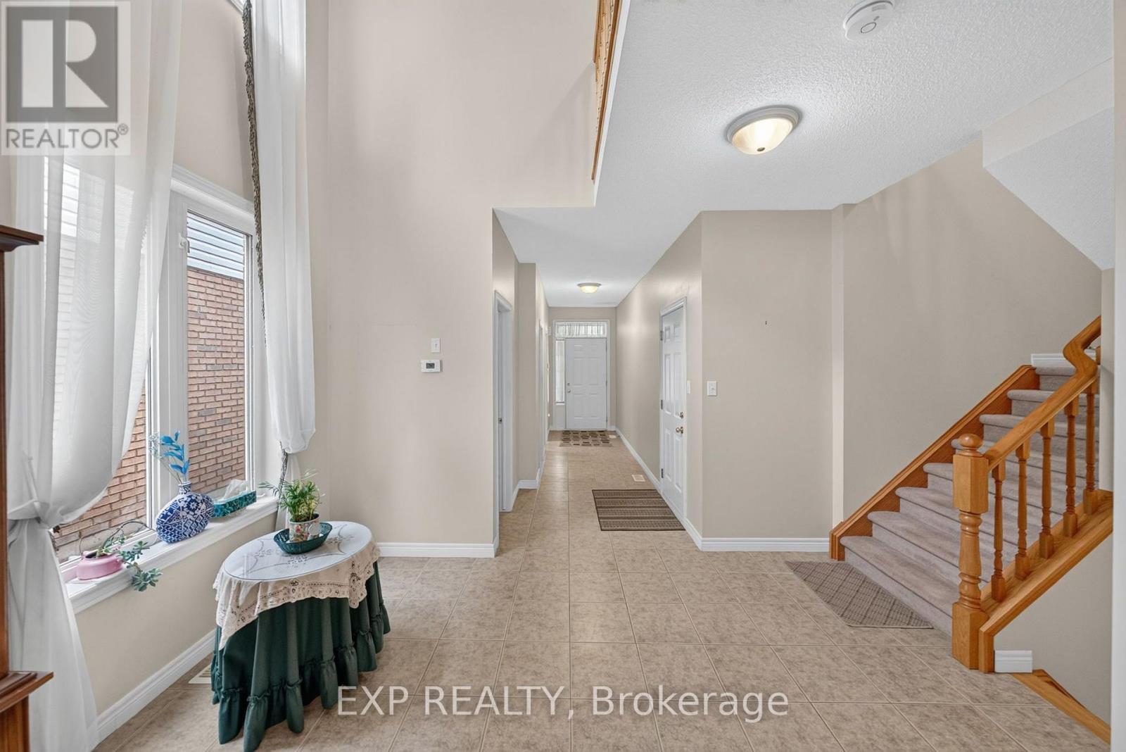 5281 Picketts Way, Burlington, Ontario  L7L 7J6 - Photo 7 - W14030712
