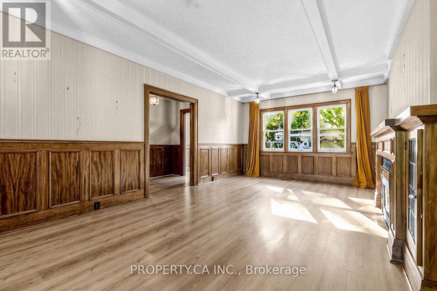 54 Baby Point Road, Toronto, Ontario  M6S 2G3 - Photo 5 - W14030788