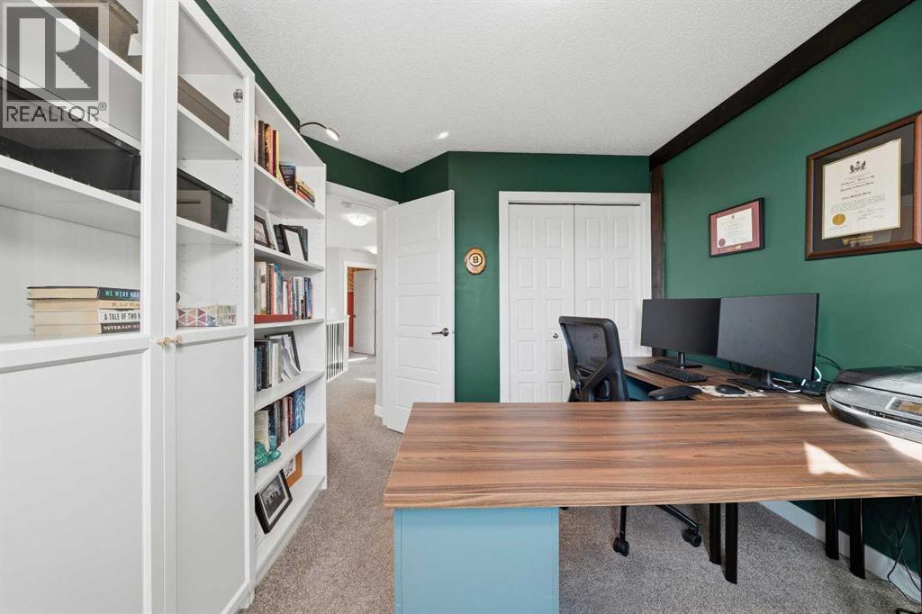 292 Chinook Gate Close Sw, Airdrie, Alberta  T4B 0R7 - Photo 28 - A2351058