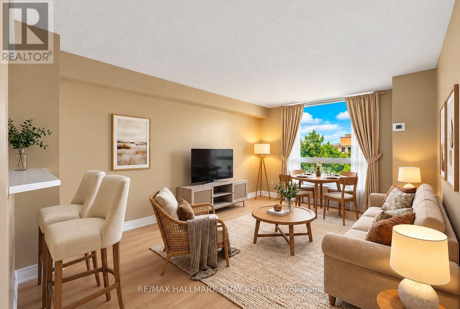 705 - 326 MAJOR MACKENZIE DRIVE E, Richmond Hill, Ontario