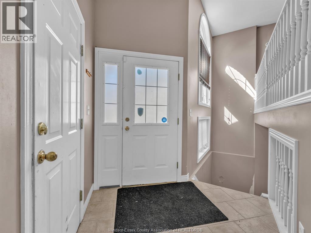 1926 Rockport, Windsor, Ontario  N9G 3C9 - Photo 3 - 26025228