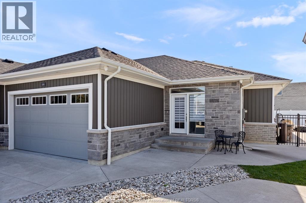 MLS# 26025222: 1996 ETHAN COURT, Windsor, Canada