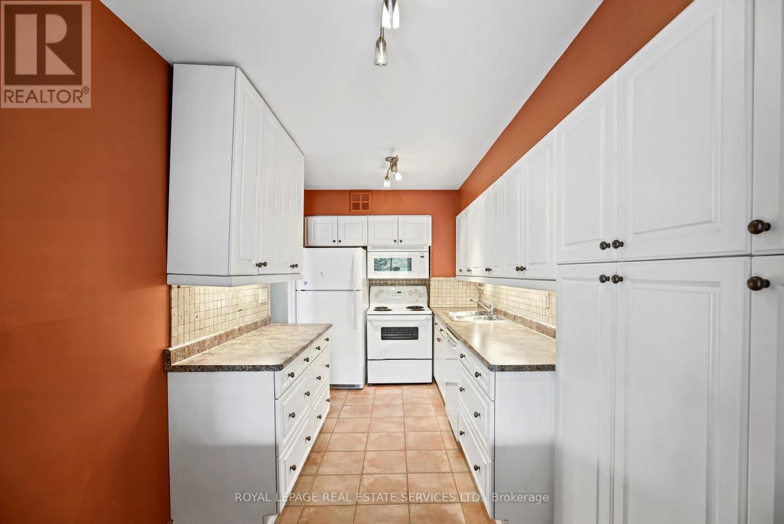 313 - 40 Baif Boulevard, Richmond Hill, Ontario  L4C 5M9 - Photo 17 - N14027834