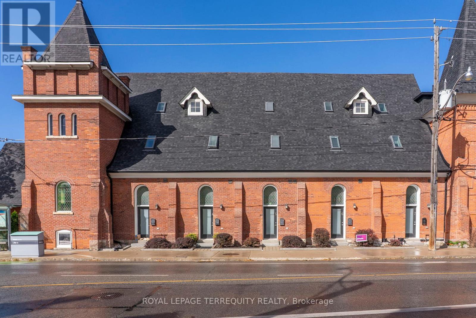#2 - 200 Annette Street, Toronto, Ontario  M6P 1P6 - Photo 3 - W13850766