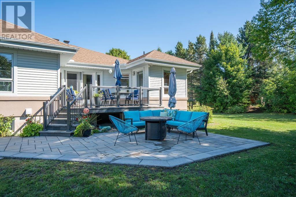 63 Mount Pleasant Ct, Sault Ste. Marie, Ontario P6A 5K8 - Photo 13 - SM262864