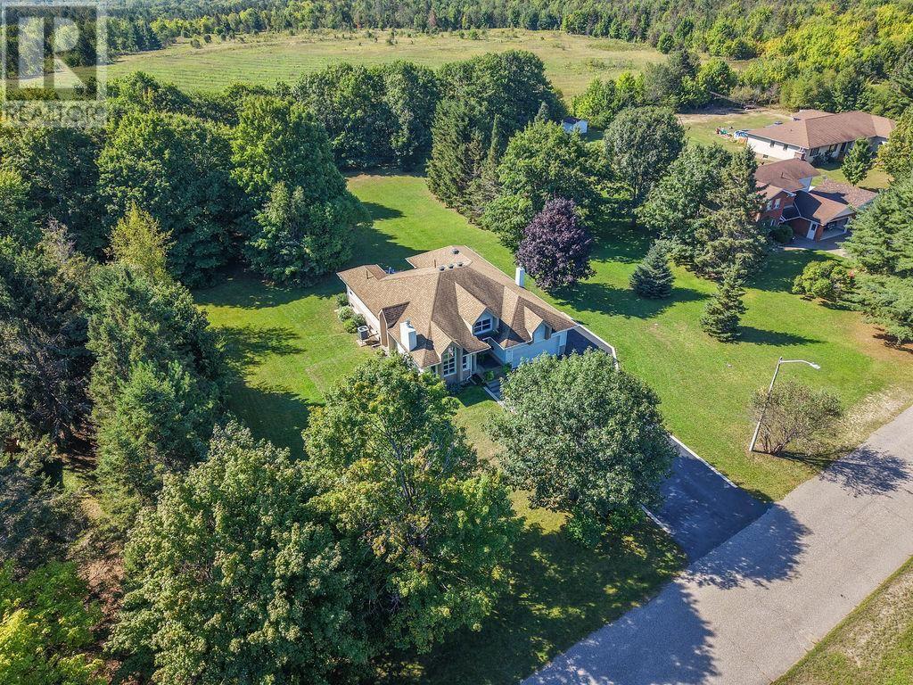 63 Mount Pleasant Ct, Sault Ste. Marie, Ontario P6A 5K8 - Photo 6 - SM262864