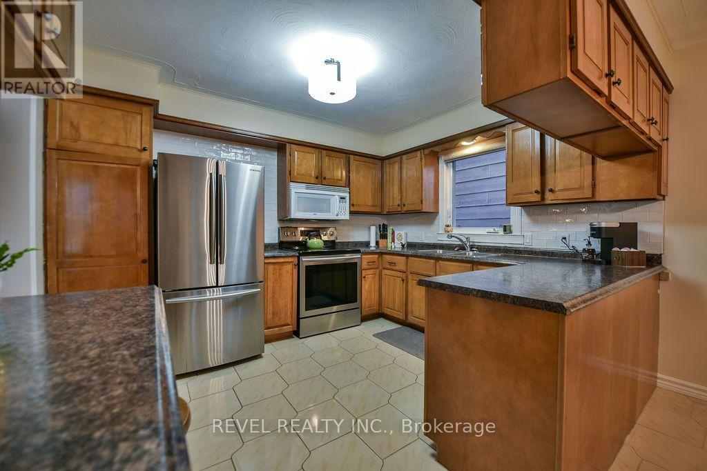1136 Greeningdon Drive, Timmins, Ontario  P4R 1B2 - Photo 9 - T14031020