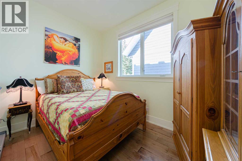 5960 Bow Crescent Nw, Calgary, Alberta  T3B 2B9 - Photo 28 - A2350154