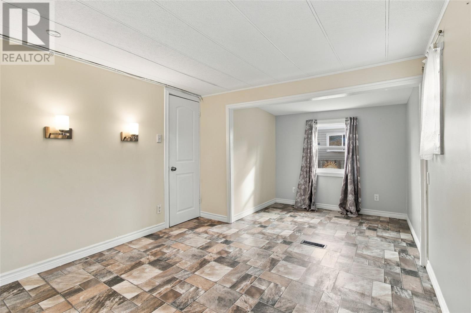 60 Meadowbrook Drive, Goulds — photo 14