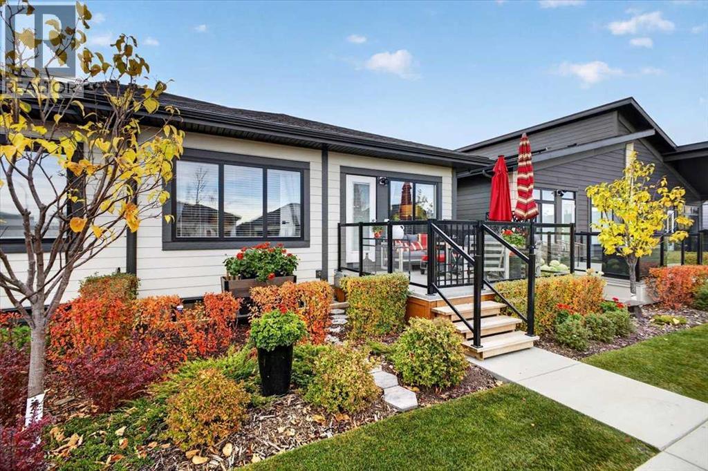 259 Marina Cove Se, Calgary, Alberta  T3M 3P4 - Photo 2 - A2351997