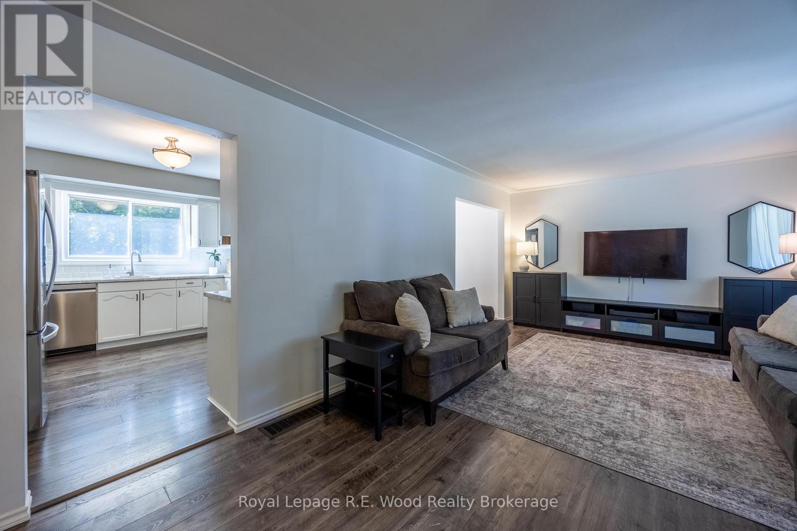 11 Eleanor Court, Tillsonburg, Ontario  N4G 2H3 - Photo 5 - X14031056
