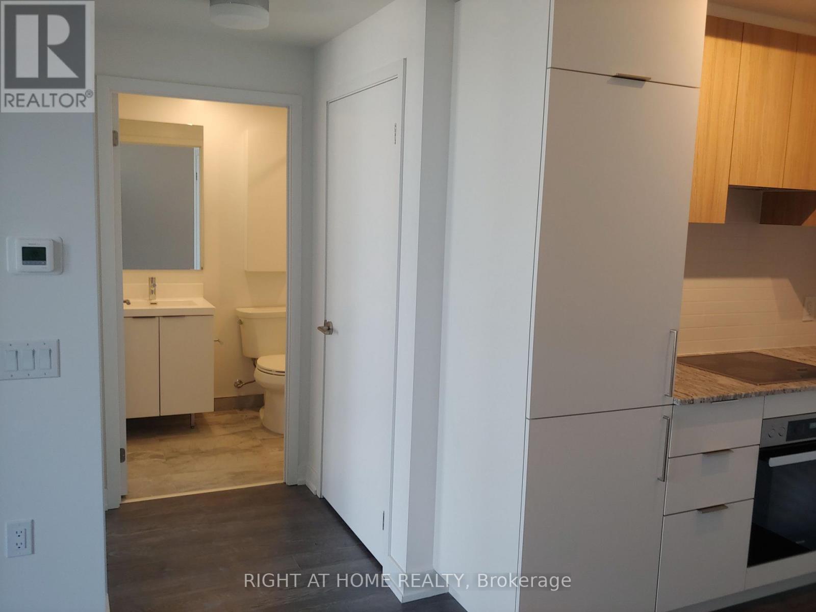 315 - 50 O'neill Road, Toronto, Ontario  M3C 0R1 - Photo 11 - C14031026