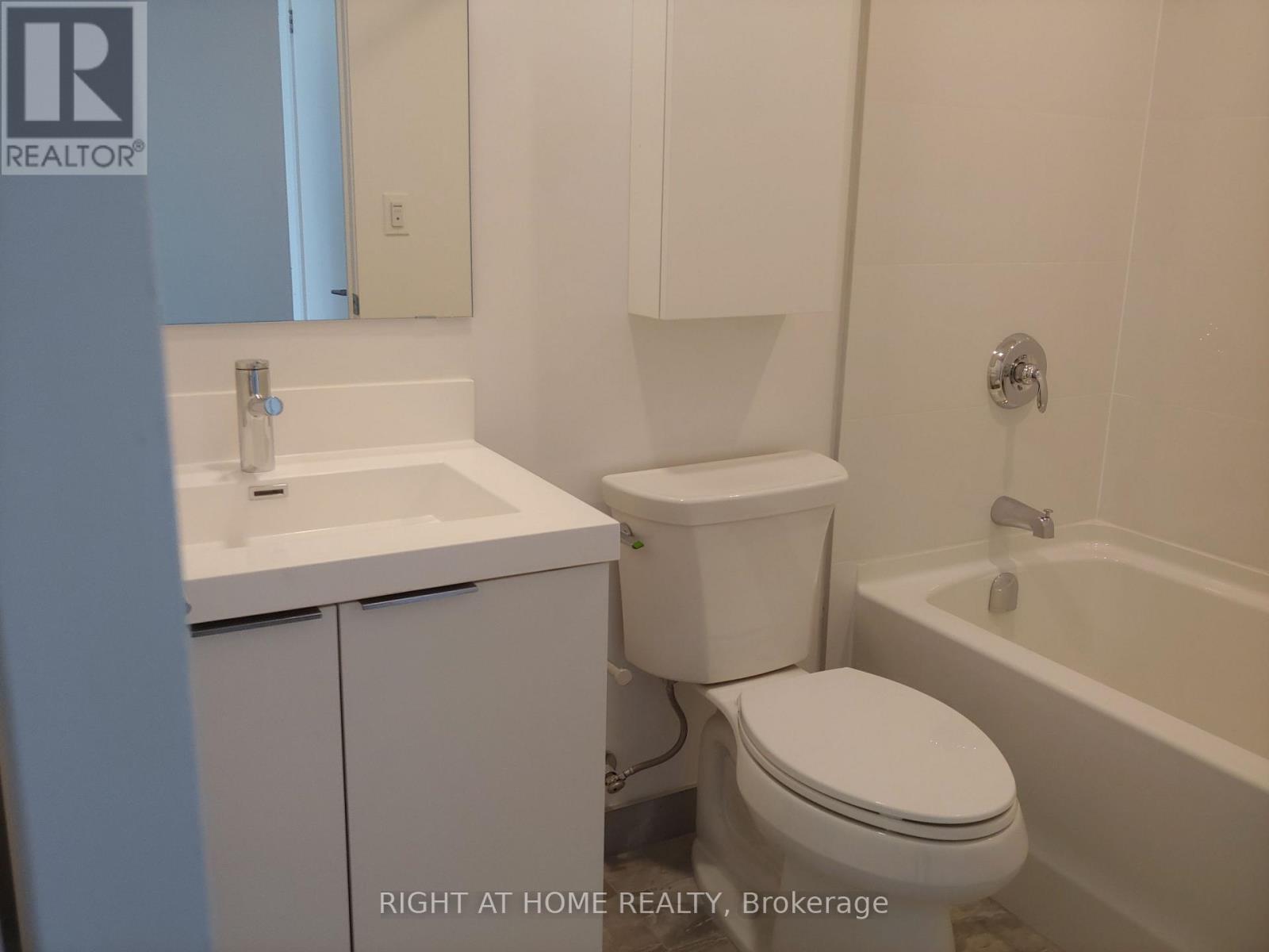 315 - 50 O'neill Road, Toronto, Ontario  M3C 0R1 - Photo 12 - C14031026