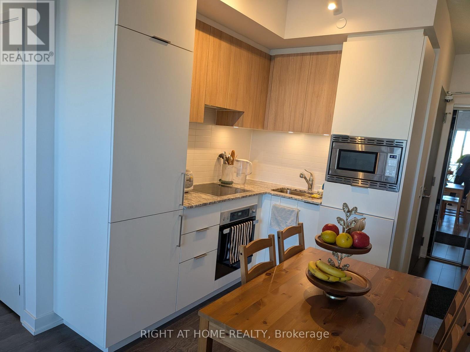 315 - 50 O'neill Road, Toronto, Ontario  M3C 0R1 - Photo 6 - C14031026