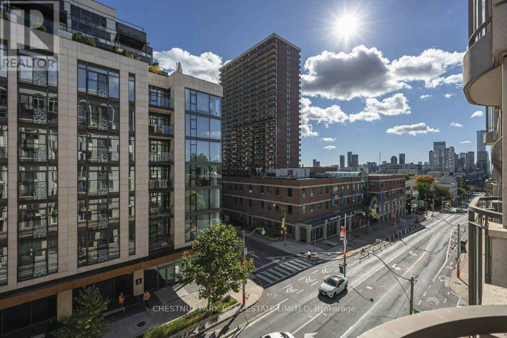 512 - 1 Balmoral Avenue, Toronto, Ontario  M4V 3B9 - Photo 12 - C14031048