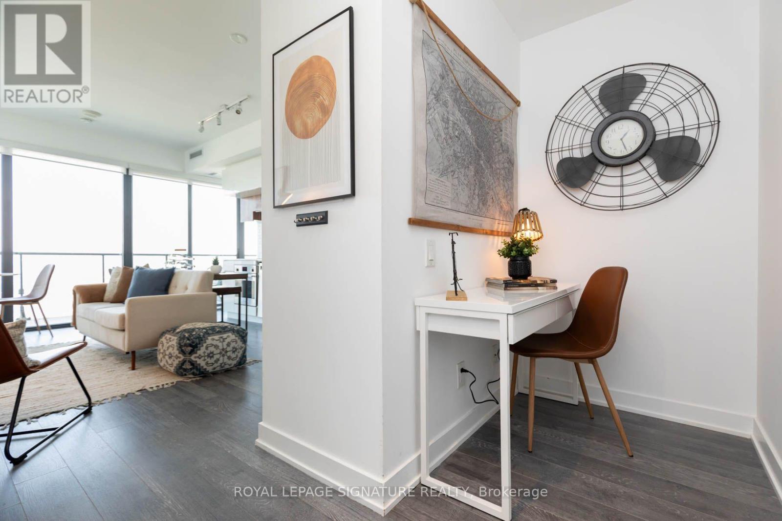 2805 - 185 Roehampton Avenue, Toronto, Ontario  M4P 0C6 - Photo 19 - C14031050