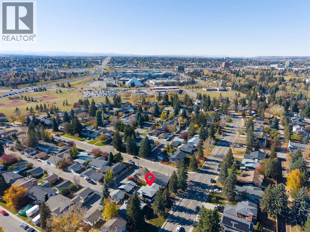 543 Willingdon Boulevard SE