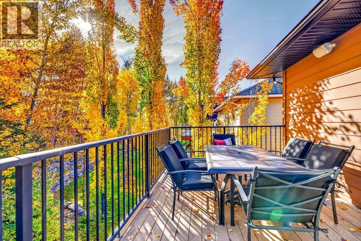 10 Silver Ridge Way