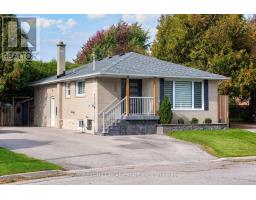 120 CHERRYWOOD DRIVE, Newmarket, Ontario