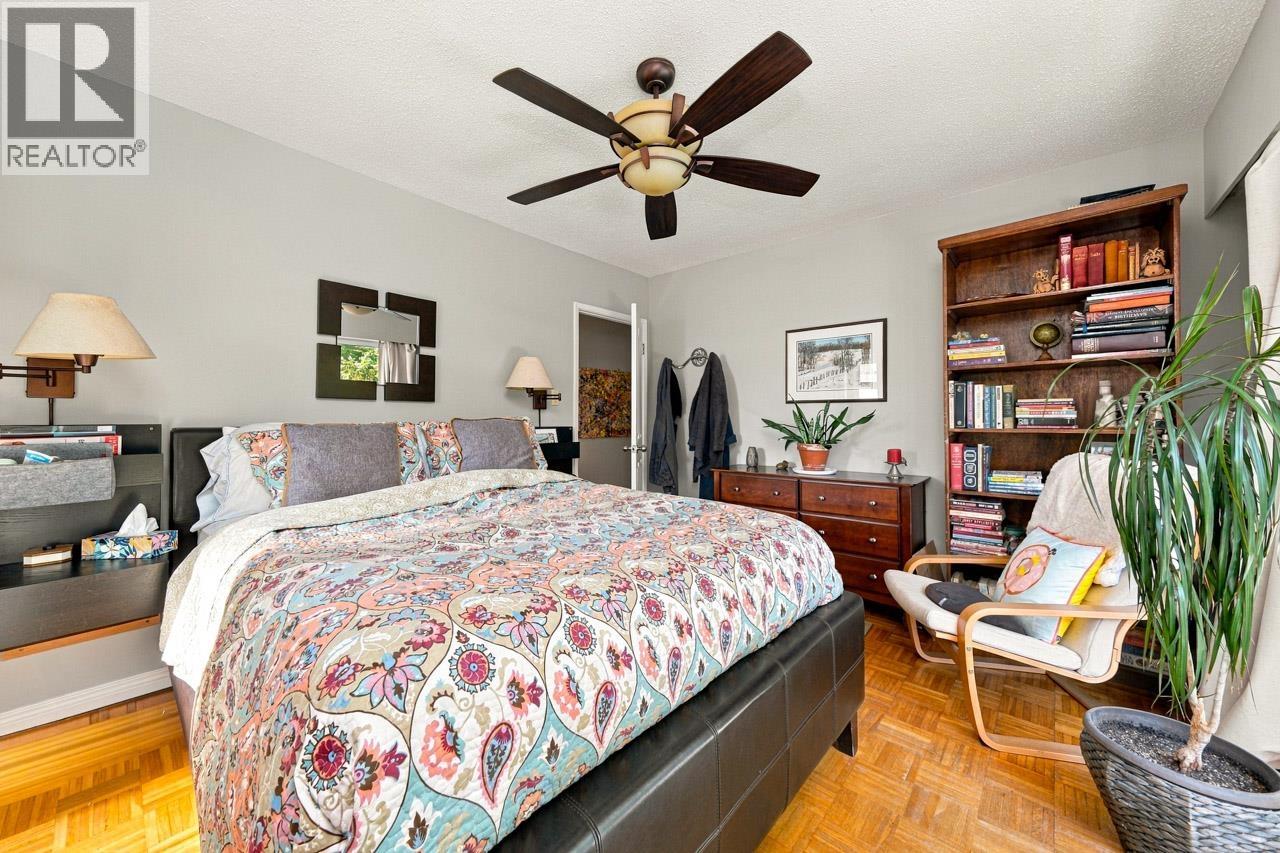 950 Tollcross Road, North Vancouver, British Columbia  V7H 2G2 - Photo 11 - R3175151