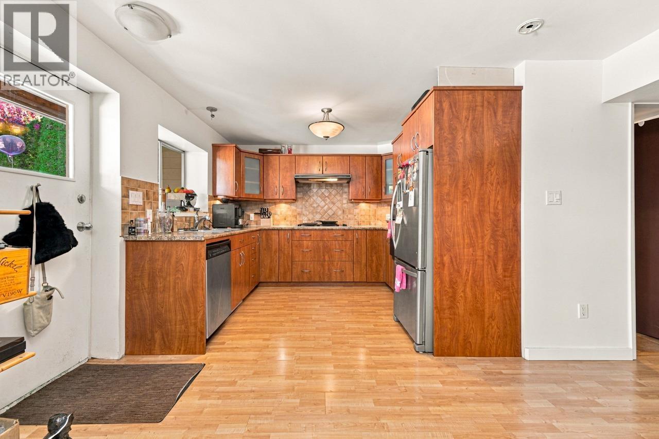 950 Tollcross Road, North Vancouver, British Columbia  V7H 2G2 - Photo 23 - R3175151