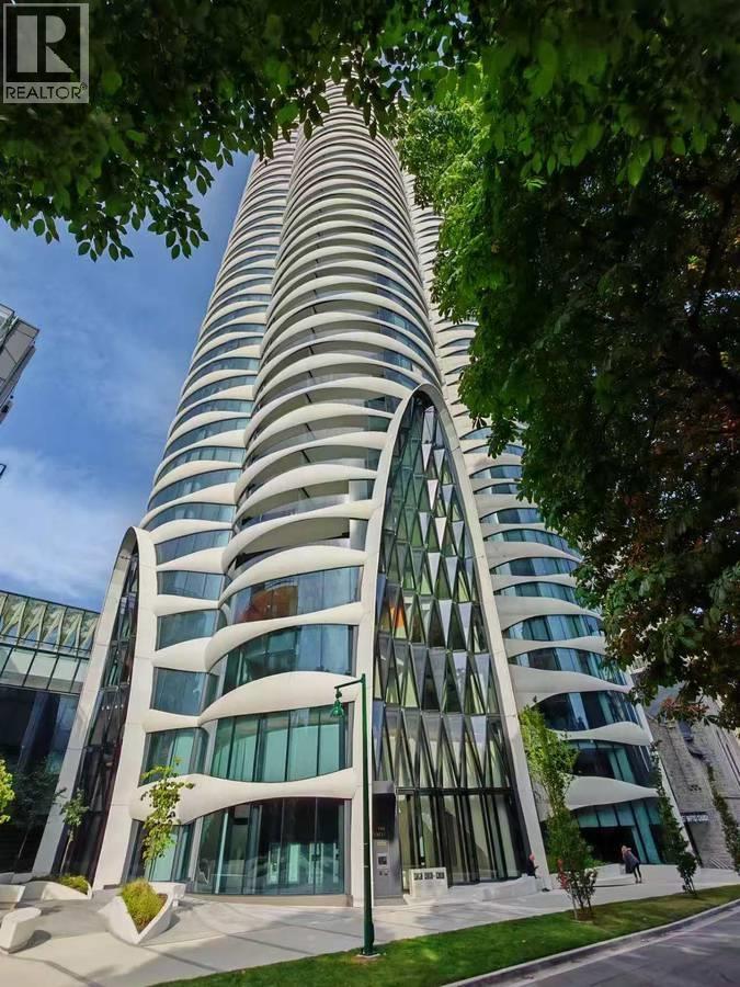 1033 NELSON STREET, vancouver, British Columbia