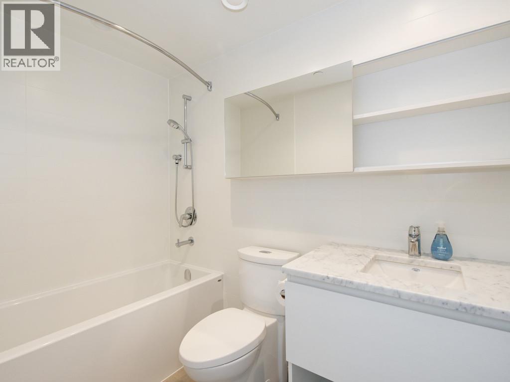 2401 657 Whiting Way, Coquitlam, British Columbia  V7C 5N6 - Photo 14 - R3175131